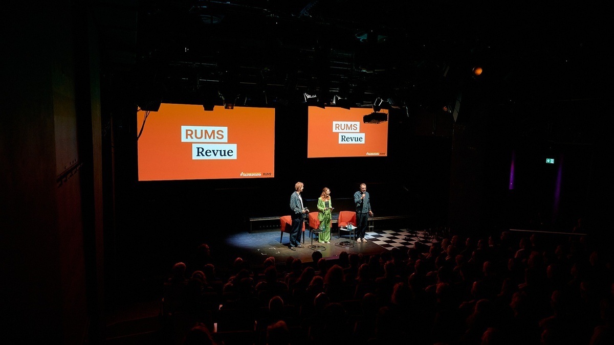 RUMS-Revue | Journalismus auf der Bühne #2