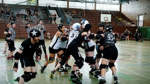 SUMMERTIME MADNESS - All Gender Roller Derby Turnier