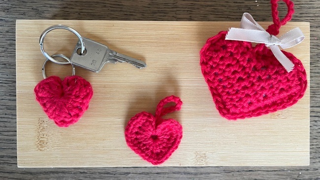 Create & Yap – Valentinstags-Herzen häkeln 💕