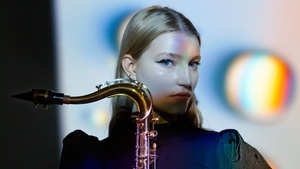 tracks & talk mit Emma Rawicz