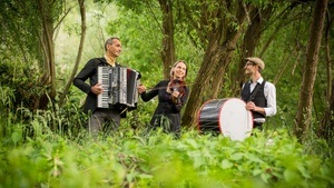 Balkan-Ball mit ZAKUSKA &  Bettina Pinkert