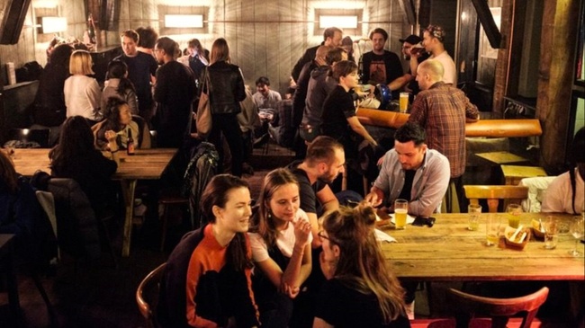 Social Reading Party (Bar Edition)