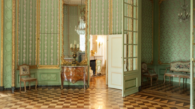 FÜHRUNG Von Schlafzimmer zu Schlafzimmer