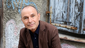 Literatur auf der Insel / Gast: Norbert Gstrein / Gastgeber*in: Torsten Krug und Uta Atzpodien