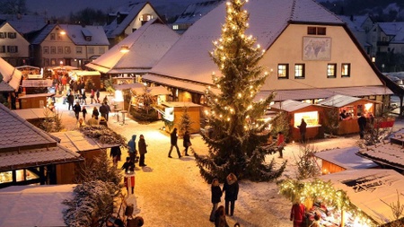 Metzinger Weihnachtsdorf auf dem Kelternplatz