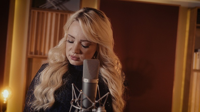 Gastspiel | Blue Velvet - The Adele Tribute Show