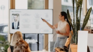 From Startup to Standout: Social Media Workshop for Founder