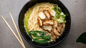 Lunch Special: Bowl / Ramen Soup nur 3,0 €