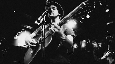 Jon Kenzie concert - Blues, Folk, Soul - Support Act: floppy disk