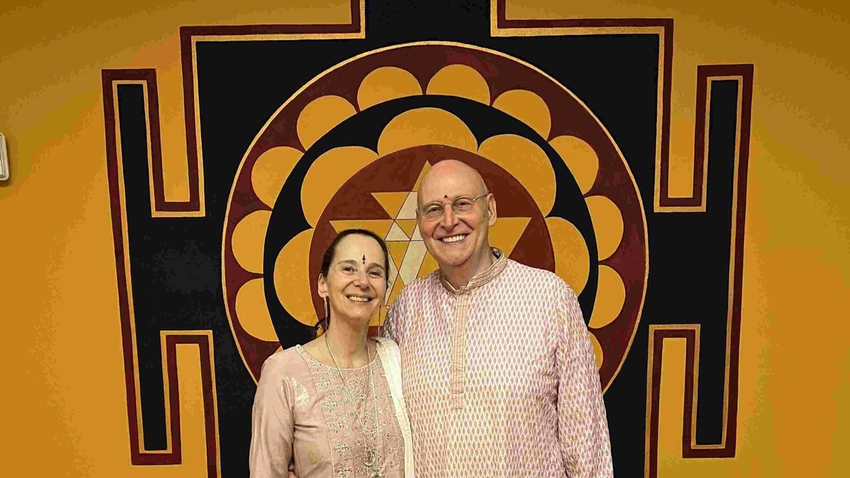 Shanti Omkara