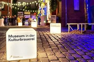 AUSSTELLUNGSBEGLEITUNG späti! - Kultur nach Feierabend