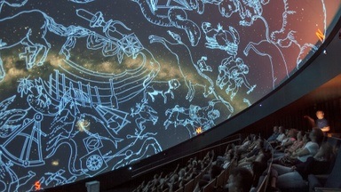 Im Planetarium: Der Sommernachtshimmel