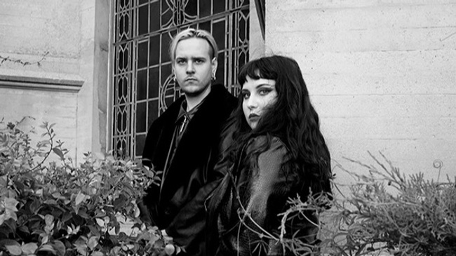 Forever Grey, The Discussion