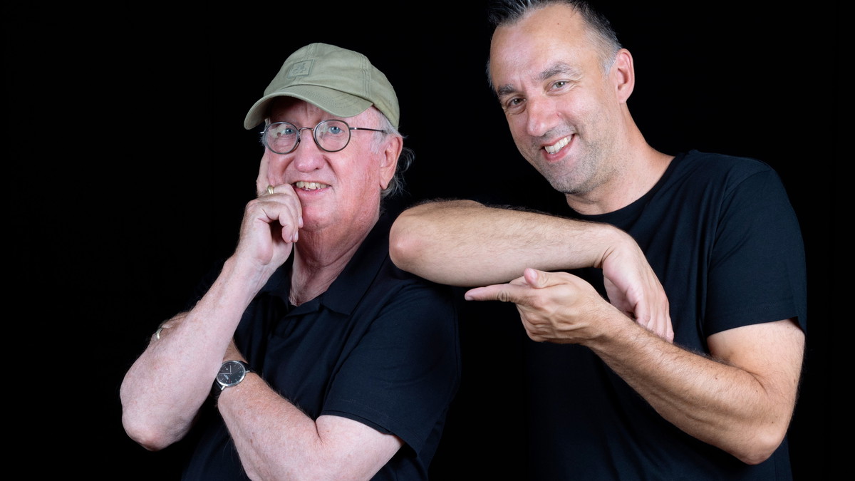 Titelbild der Veranstaltung Chill mal! Pubertät – Loslassen und Halt geben Bühnenshow mit den Pubertäts-Docs Dr. Jan-Uwe Rogge und Matthias Jung