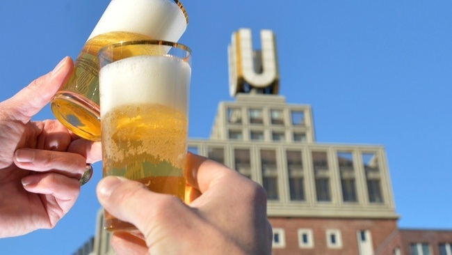 Bierstadt NR. 1 - Von Braukunst, Kumplen und Kultgetränken