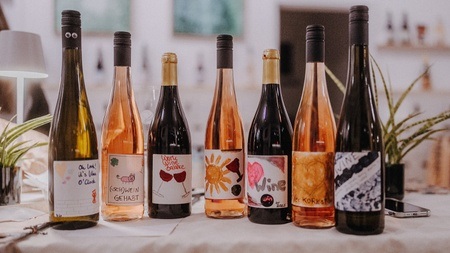 Paint Your Wine Label in Berlin