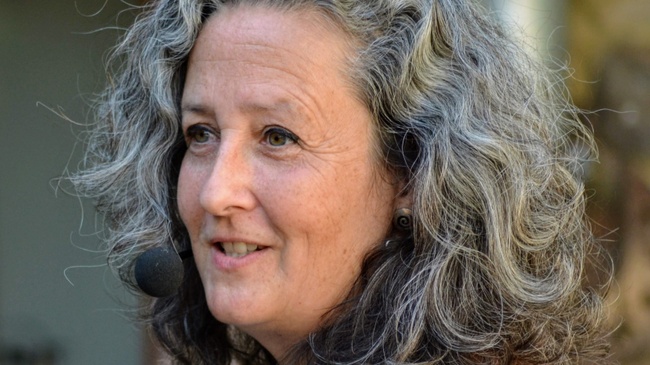 Tanja Mahn-Bertha - Über alle Grenzen hinweg