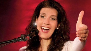 Frau Höpker bittet zum Gesang  - Das Mitsingkonzert