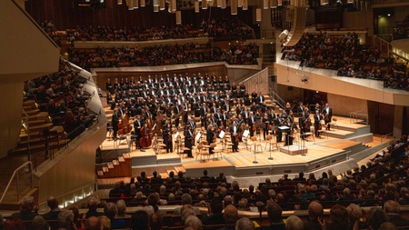 Rundfunk-Sinfonieorchester Berlin: Oksana Lyniv dirigiert Verdis „Messa da Requiem“