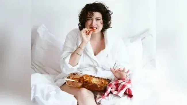 Matilde Keizer SOLOTOUR "Lasagne im Bett"