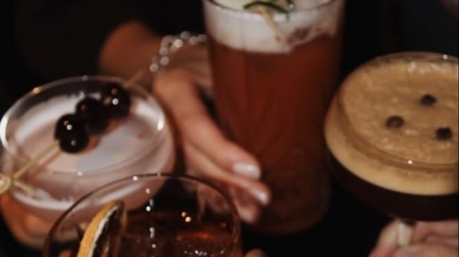 bar @ Me and All Hotel Berlin East Side