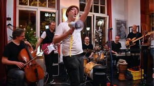 JOJO Hausband - "Spontan-Musik"