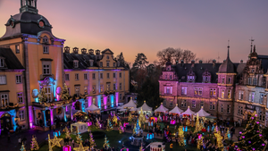 Weihnachtszauber „Cirque de Noël“ auf Schloss Bückeburg