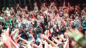 Stefan Kaegi (Rimini Protokoll) mit Sasha Waltz & Guests, Spiegelneuronen, Ein dokumentarischer Tanzabend mit Publikum