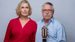 Wolf & Pamela Biermann - „Ach, die erste Liebe…“ // Lieder als Seelenbrot in finst´ren Zeiten