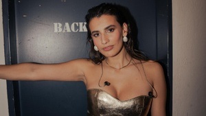 „AUF EINEN MOKKA MIT SUE" UND Maryam.fyi