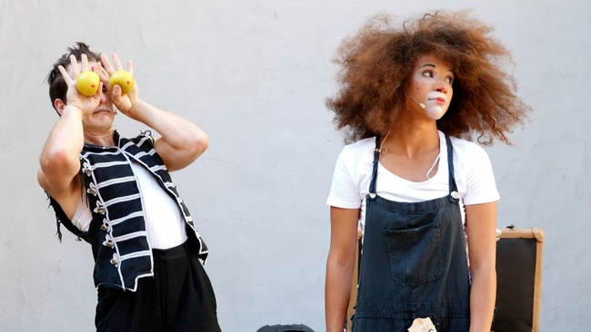 Little Circus – Clowneskes Theater, kombiniert mit Jonglage und Musik