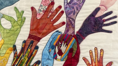 Ausstellungseröffnung – Hand in Hand Sticken für ein Stückchen Freiheit Ein Kunstprojekt mit und für afghanische Frauen