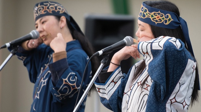 Kapiw & Apappo-Ainu-Gesänge