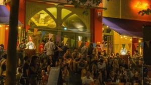 MONTAGS TREPPENKINO