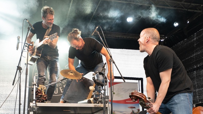 Lagerfeuer-Trio