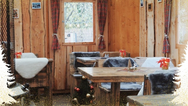 Reichhaltiger Frühstücksbrunch im Winterzelt