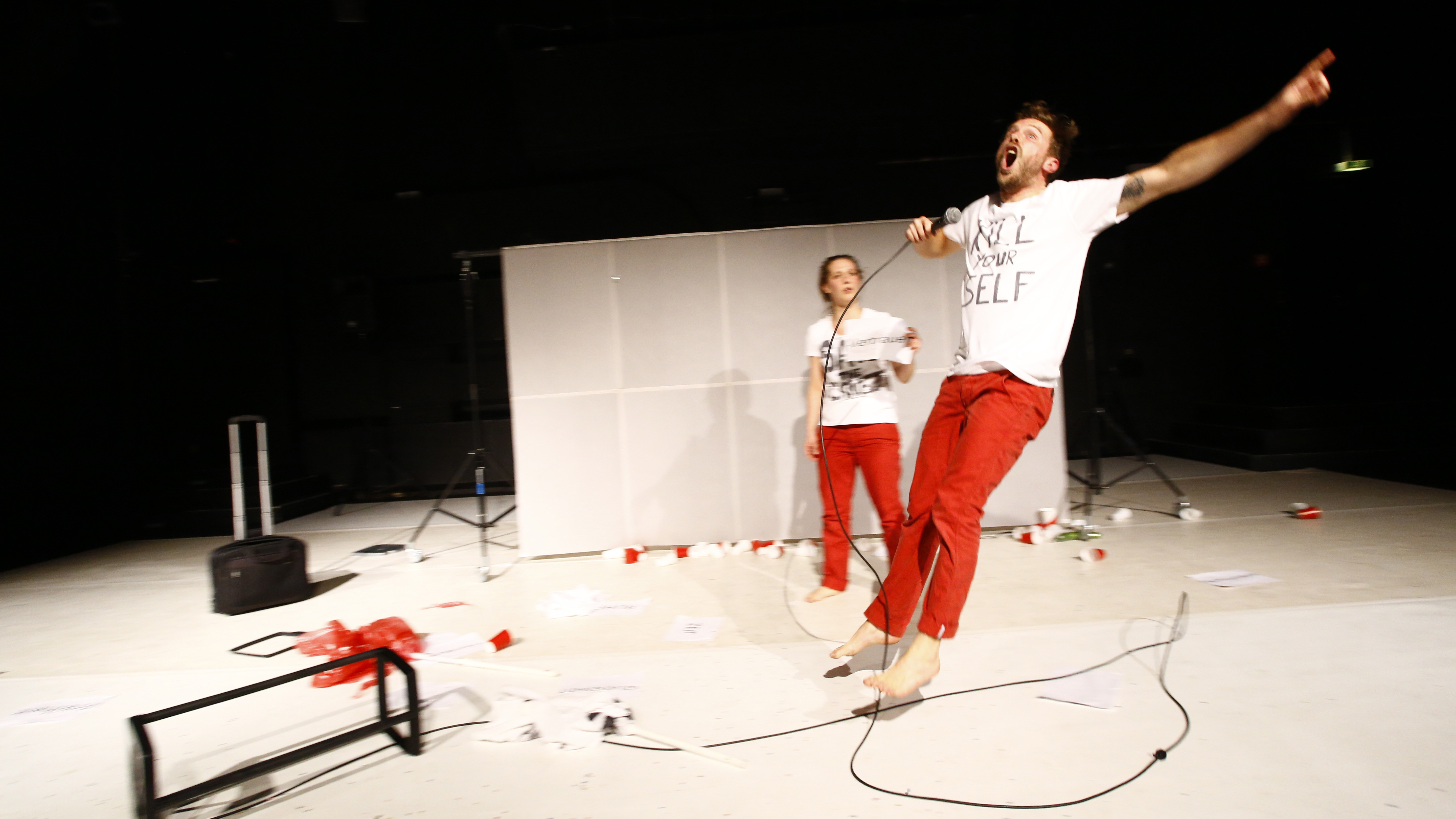 TRASHedy | performing:group