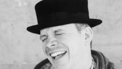 magisch-poetische Comedy mit Matthias Gietl