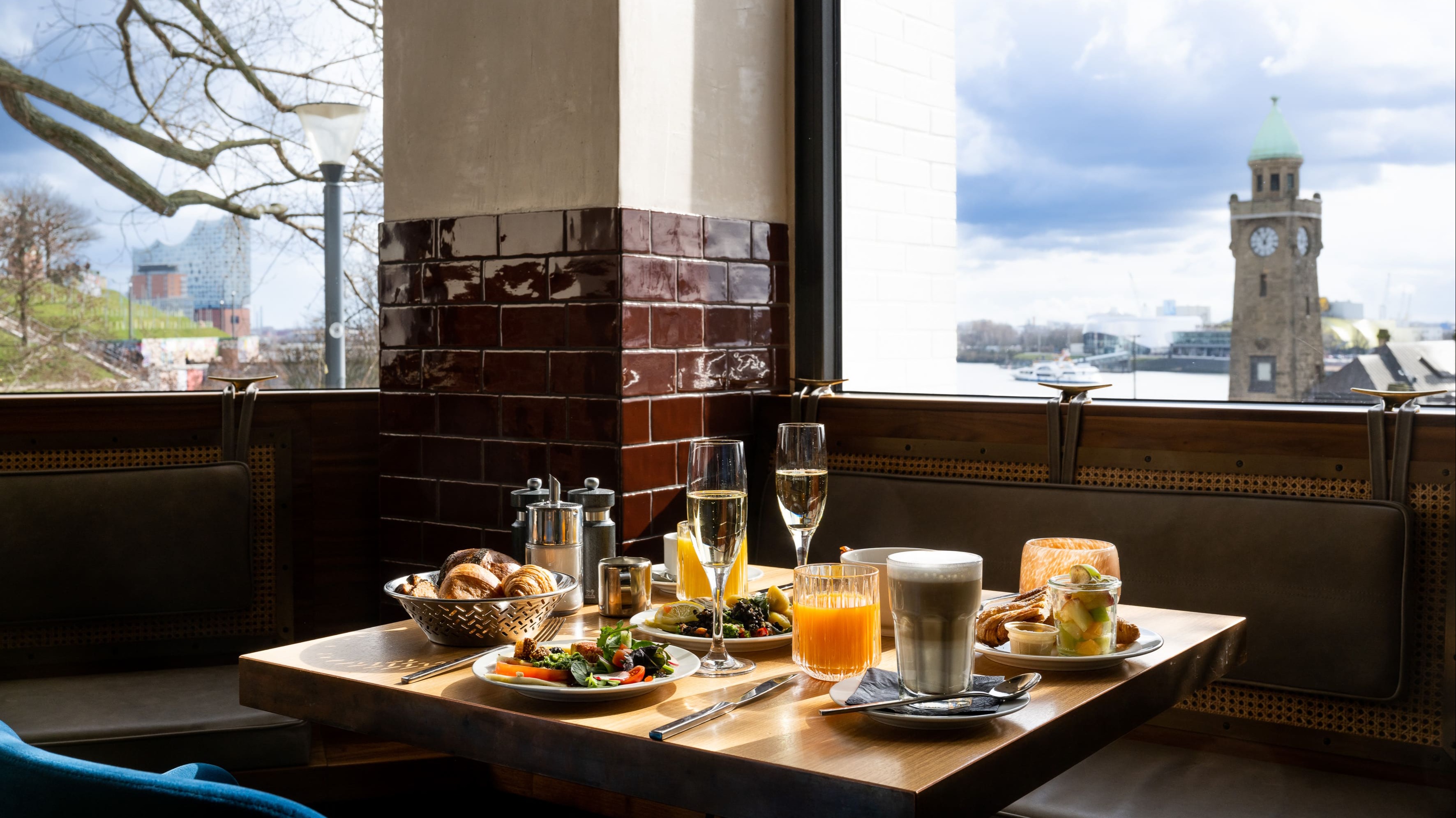 Sonntagsbrunch im Restaurant Port