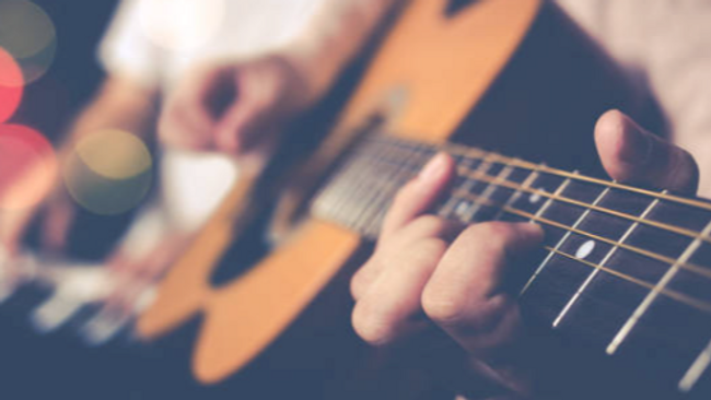 Akustik Live Musik Session im BERGHEIM25