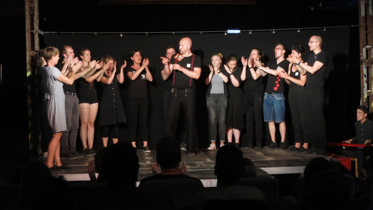 Action&Drama: Das große Leipziger Impro-Spektakel im Hof der Feinkost