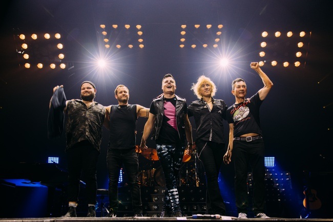 One Vision of Queen feat. Marc Martel