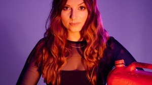 Lara Ermer // Leicht entflammbar