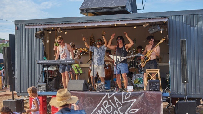 25 Jahre EFIE – Sommerfest mit Cumbia Tu Mare