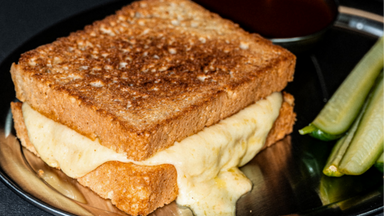 Schnickberts Grilled Cheese Food Pop Up @ Weinbar sum