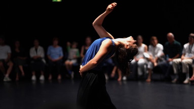 Spielzeiteröffnung – Shard | Ceren Oran & Moving Borders (München)