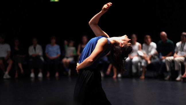 Spielzeiteröffnung – Shard | Ceren Oran & Moving Borders (München)