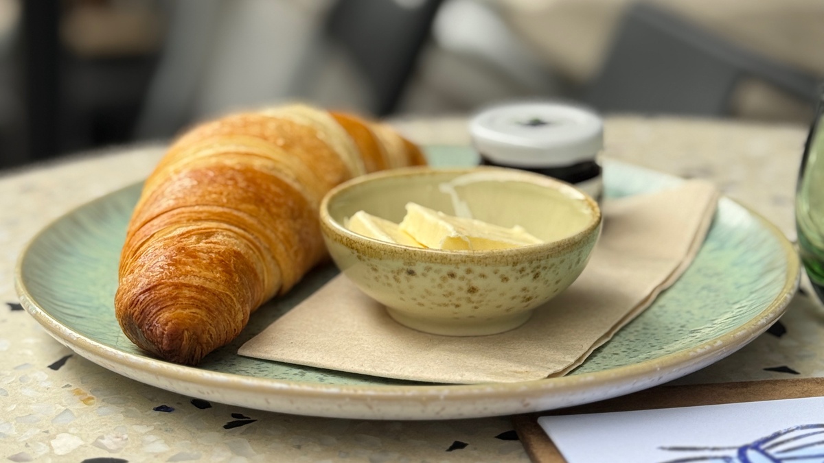 Daily French Kissed Lunch, Bar & Bistro