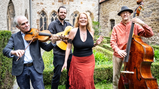 Konzert | Klez & World |  St. Peter und Paul Kirche Niederröblingen