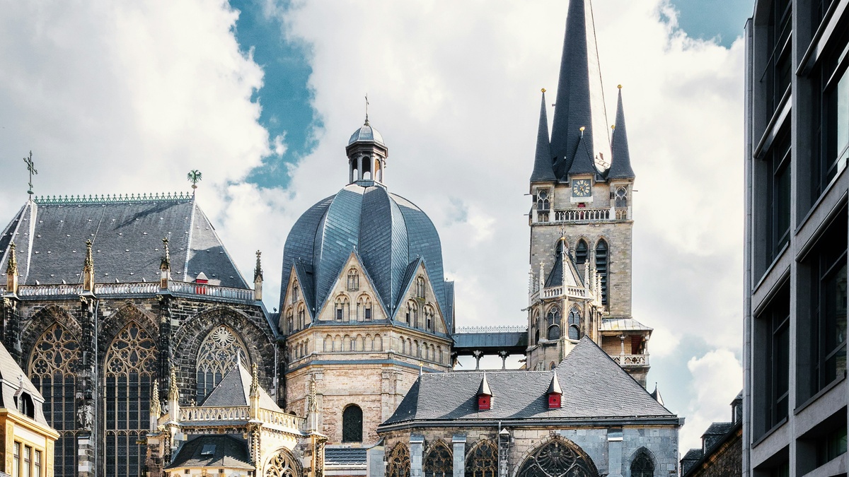 aachen tourist service e.v.: Stadtrundfahrt